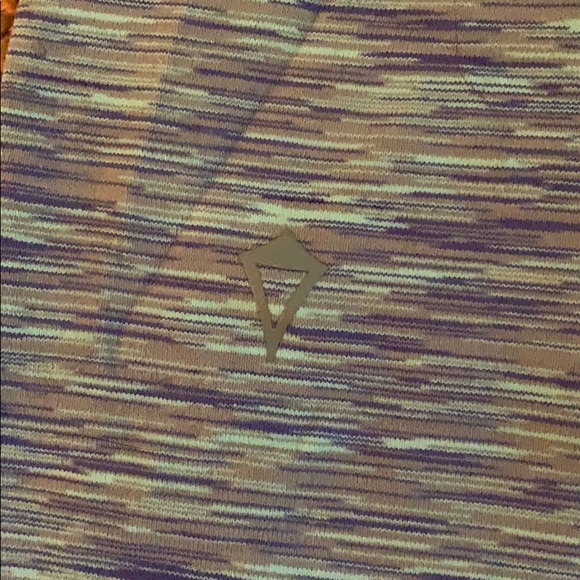 Ivivva crops. Size 14. EUC - Picture 2 of 4